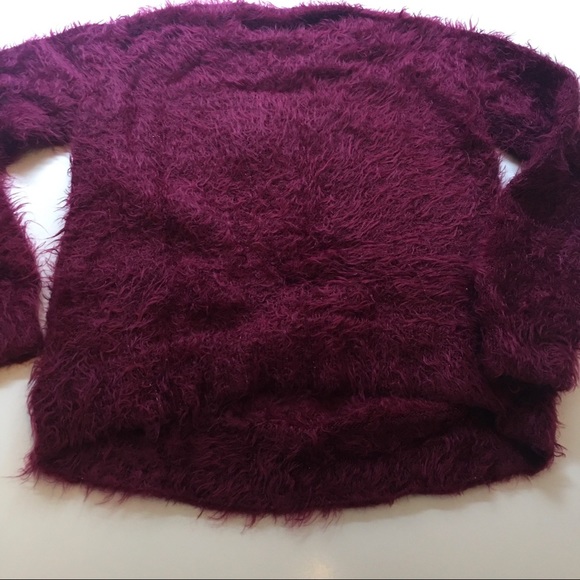 2/$12 Zara Peanuts Long Sleeve Shirt and Children’s Place Eyelash Sweater Sz 8 - Picture 12 of 12